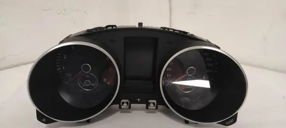 Volkswagen Golf VI Speedometer (instrument cluster) 5K0920871