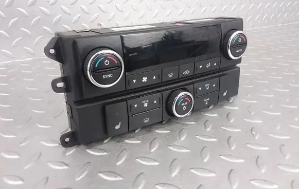 Chrysler Voyager Climate control unit P55111917AC 55111917AC