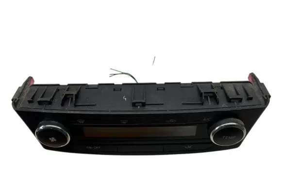 Toyota Avensis T270 Climate control unit 5590005310
