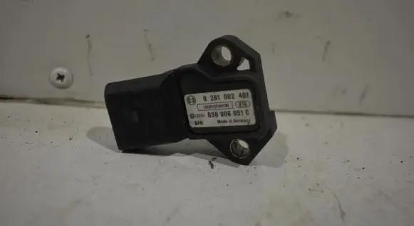 Audi Q7 4L Air pressure sensor 038906051C