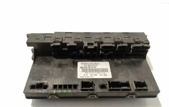 Mercedes-Benz E W211 SAM control unit 2115452201 5DK00804760