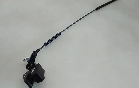 Loading door lock