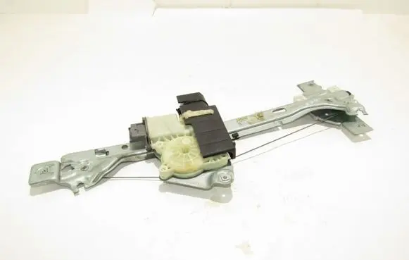 Hyundai Santa Fe Rear window lifting mechanism without motor kodas