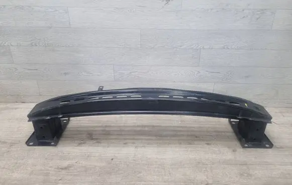 Skoda Octavia Mk3 (5E) Front bumper support beam 5E0807109