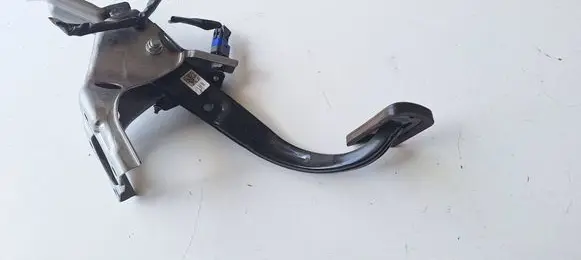 KIA Ceed Brake pedal 32800J7200