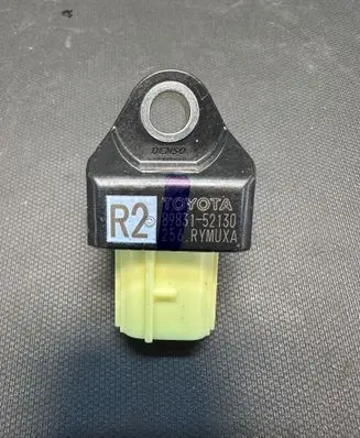 Toyota Hilux VIII Airbag deployment crash/impact sensor 8983152130