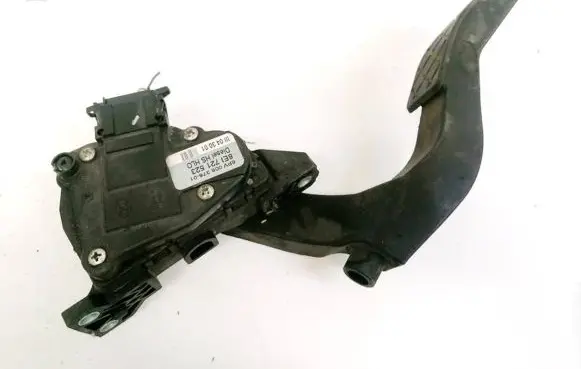 Audi A4 S4 B6 8E 8H Accelerator throttle pedal 8e1721523 6pv008376-01