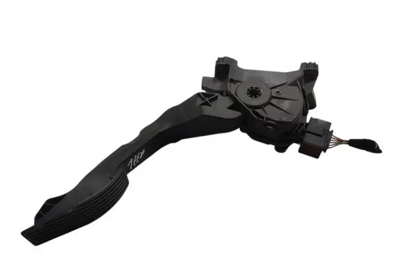 Jeep Compass Accelerator throttle pedal 51942423