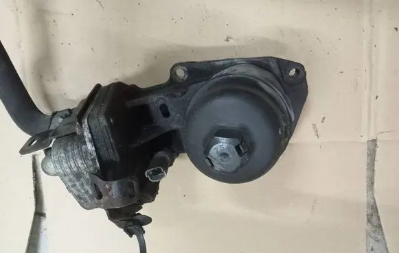 Land Rover Range Rover Sport L320 Oil filter mounting bracket 9682632980