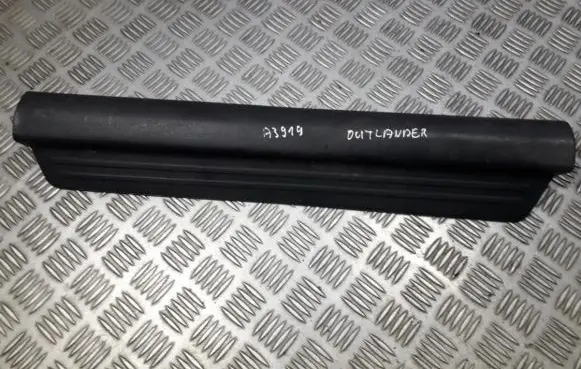 Mitsubishi Outlander Front sill trim cover MR962706