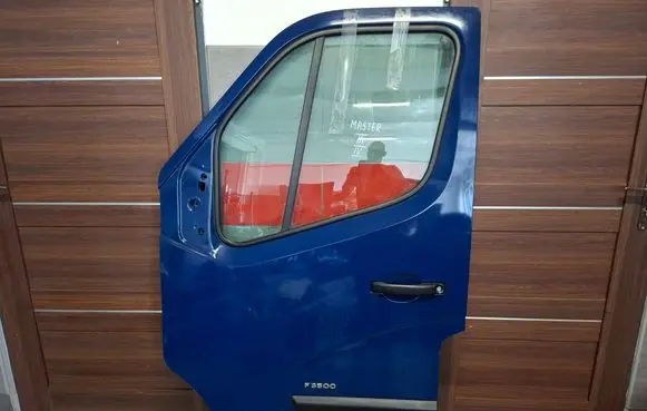 Renault Master III Door (2 Door Coupe) 