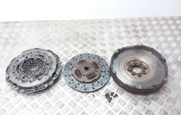 Ford Ranger Clutch set kit BK317550BA