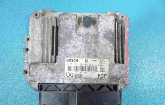 Opel Astra H Engine control unit/module ECU 0281011668 IMPRK868470