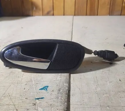 Rear door interior handle