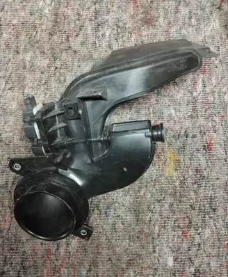 Mazda 3 Air intake hose/pipe HF0713201 HF3220130 K6805