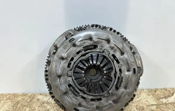 Nissan Navara D40 Clutch set kit F4758 126006700