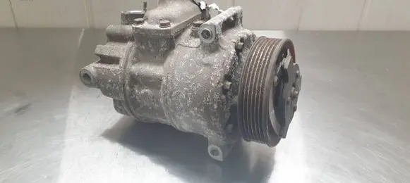 Volkswagen PASSAT B6 Air conditioning (A/C) compressor (pump) 1K0820859F 056788117B4 R134A8681P