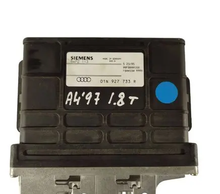 Audi A4 S4 B5 8D Gearbox control unit/module 01N927733R 5WP2113 0028000160