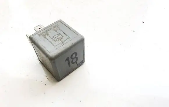 Volkswagen Transporter - Caravelle T4 Other relay 191937503 V23134-J52-X228