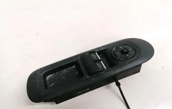 Ford Galaxy Electric window control switch 7S7T14A132CB 7S7T-14A132-CB