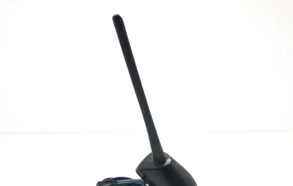 Toyota Avensis T270 Radio antenna V307289C