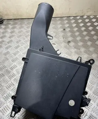 Mercedes-Benz CL C215 Air filter box A2750940104