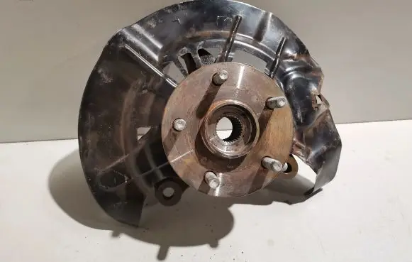 Front wheel hub