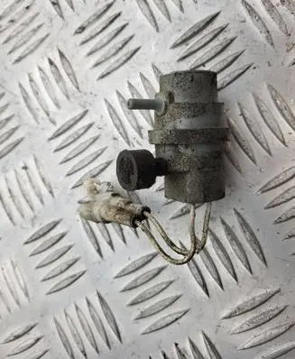 Suzuki Jimny Valve vacuum 