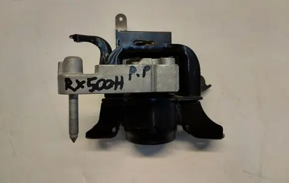 Engine mount vacuum valve
