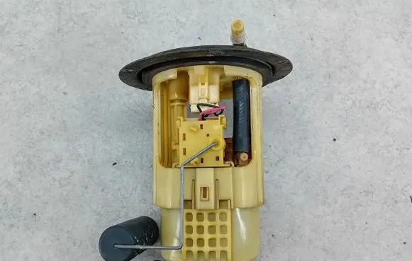 Mitsubishi Outlander In-tank fuel pump MR573235