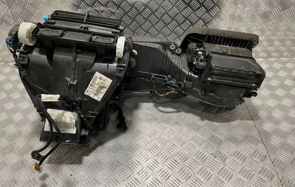 Seat Leon (1P) Interior heater climate box assembly 1P1820003EP