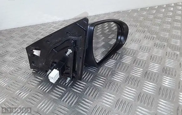 Front door electric wing mirror
