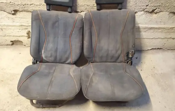 Seat set