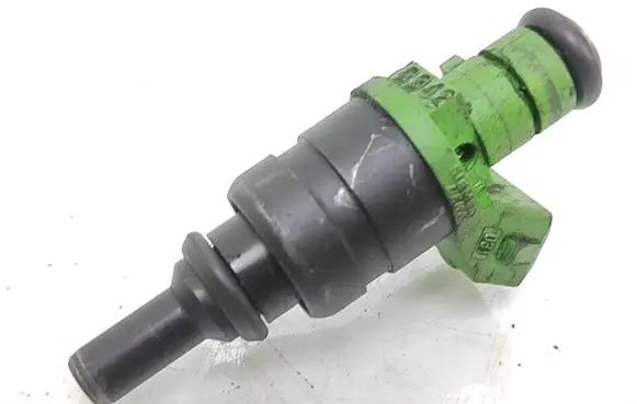Mercedes-Benz E W211 Fuel injector 2710780549