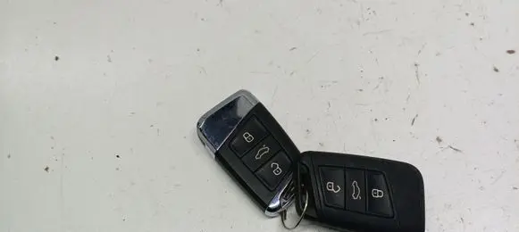 Skoda Kodiaq Ignition key/card 