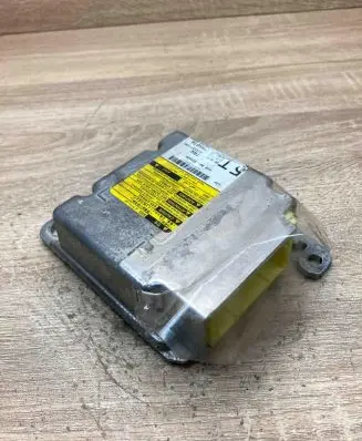 Toyota Auris 150 Airbag control unit/module 8917002560 215537106