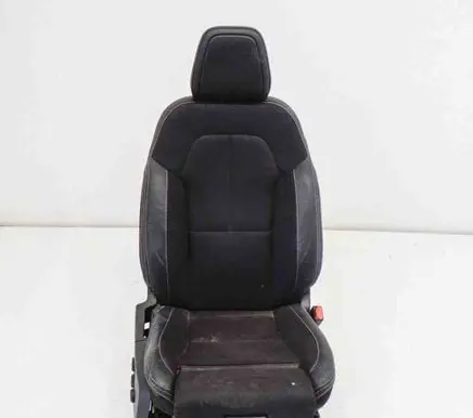 Volvo XC40 Front passenger seat 
