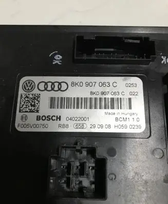 Audi A5 8T 8F Comfort/convenience module 8K0907063C