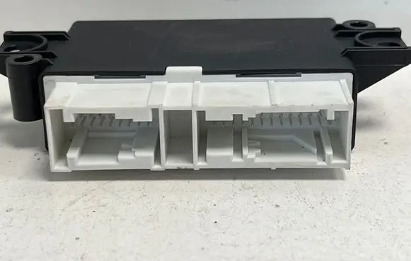 Skoda Superb B8 (3V) Parking PDC control unit/module 5QA919283B E111930 100037390