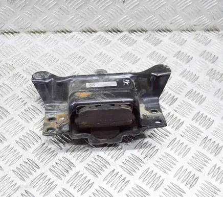 Volkswagen Golf VII Engine mount bracket 5Q0199555AS
