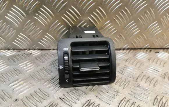 Mercedes-Benz ML W163 Dashboard air vent grill cover trim 1638300254 A1638300254