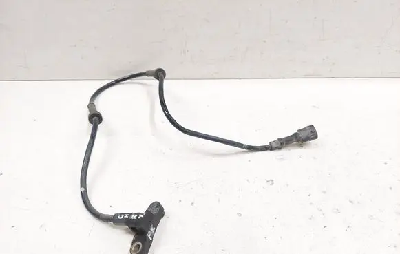 Chrysler PT Cruiser ABS brake wheel speed sensor 05273333AE 25071169034