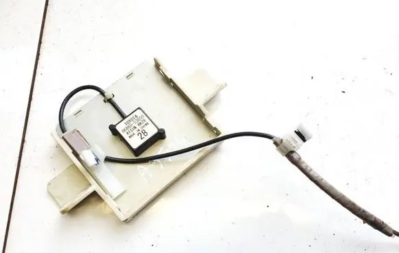 Lexus IS 220D-250-350 Antenna control unit 8686053050 86860-53050