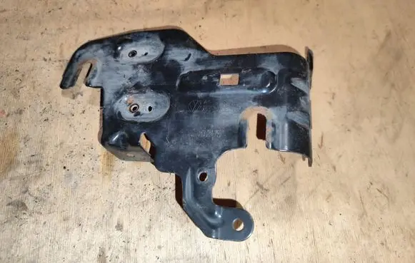 Volkswagen Touran I Webasto auxiliary heater mount bracket 1T0955195B 5388501 9006534A