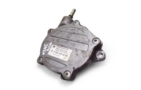 Mercedes-Benz B W245 Vacuum pump A6402300265