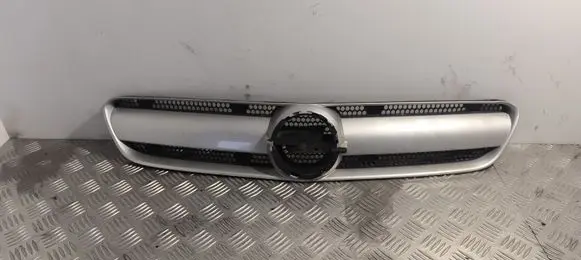 Opel Signum Front grill 13123491
