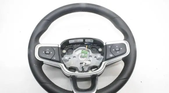 Volvo XC40 Steering wheel 32366938