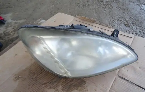Mercedes-Benz Vito Viano W639 Headlight/headlamp