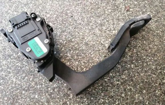 Audi A8 S8 D3 4E Accelerator throttle pedal 4E1723523E