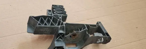 Audi A7 S7 4K8 Headlight/headlamp mounting bracket 4K0805608